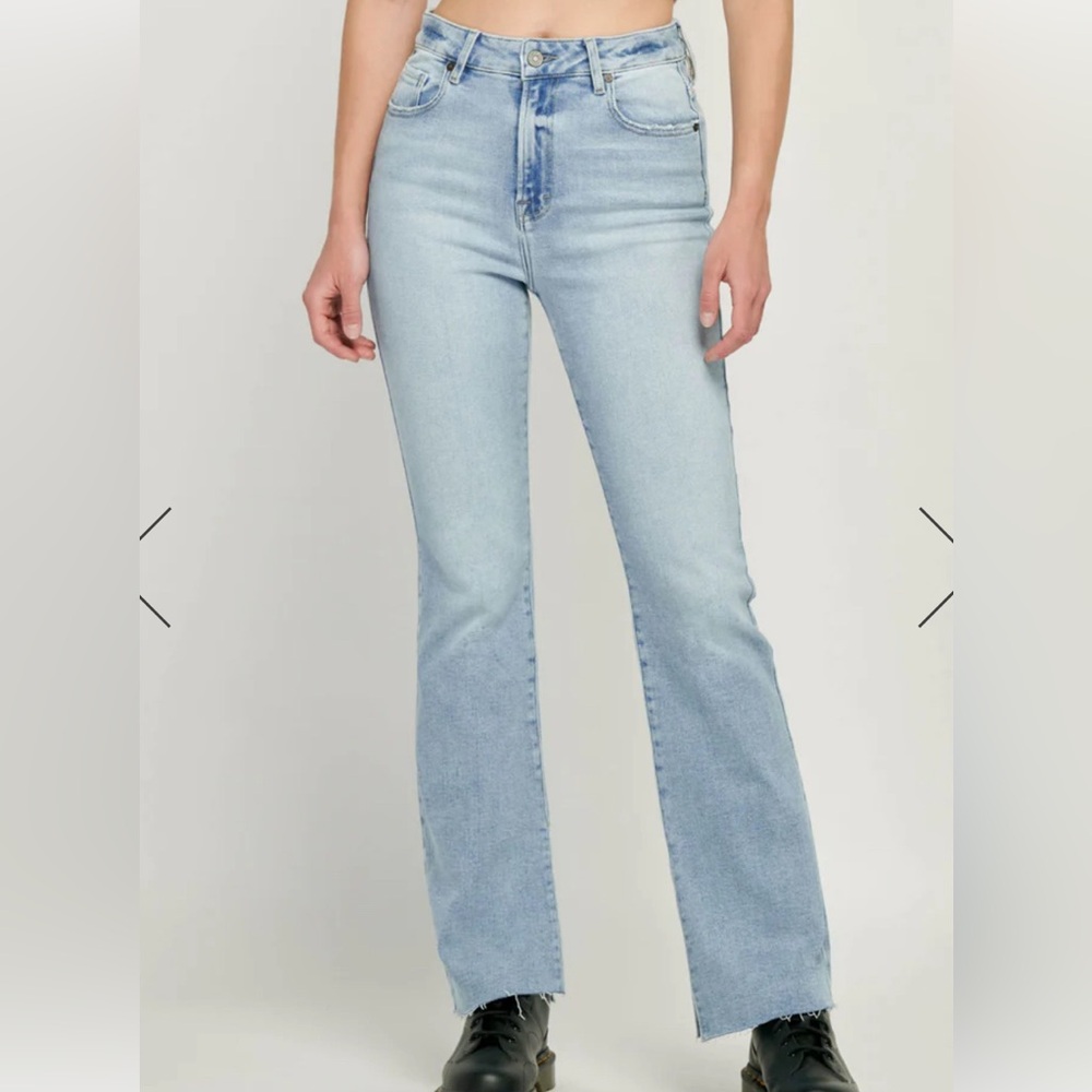 Hidden Jeans size 28